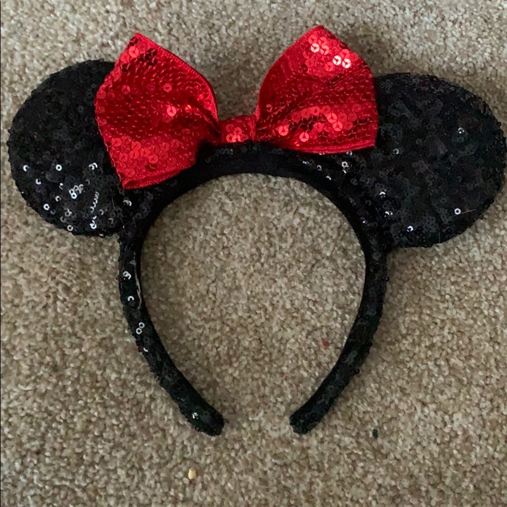 Classic Sequin Minnie Ears